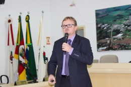 Professor universitrio, advogado previdencirio e diretor do Instituto Brasileiro de Direito Previdencirio (IBDP), Adriano Mauss.