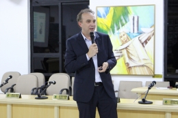 Assessor Jurdico da Federao dos Sindicatos de Servidores Municipais do Rio Grande do Sul (FESISMERS), Joo Artur Bortoluzzi. 